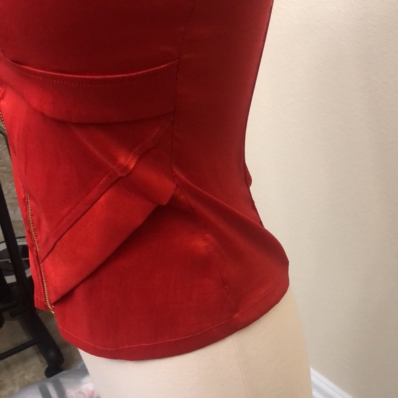 Red Shapeware - Picture 4 of 8